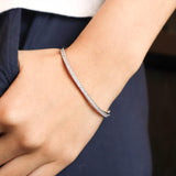 CGCS127_00 Classics Diamond Oval Bangle