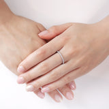 EMBQ147_00 Diamond Bouquets Eternity Ring