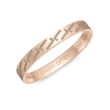 FGLC114_00 L Collection Diamond Oval Bangle