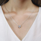 FNDSA17_00 Dancing Diamond Classic Necklace